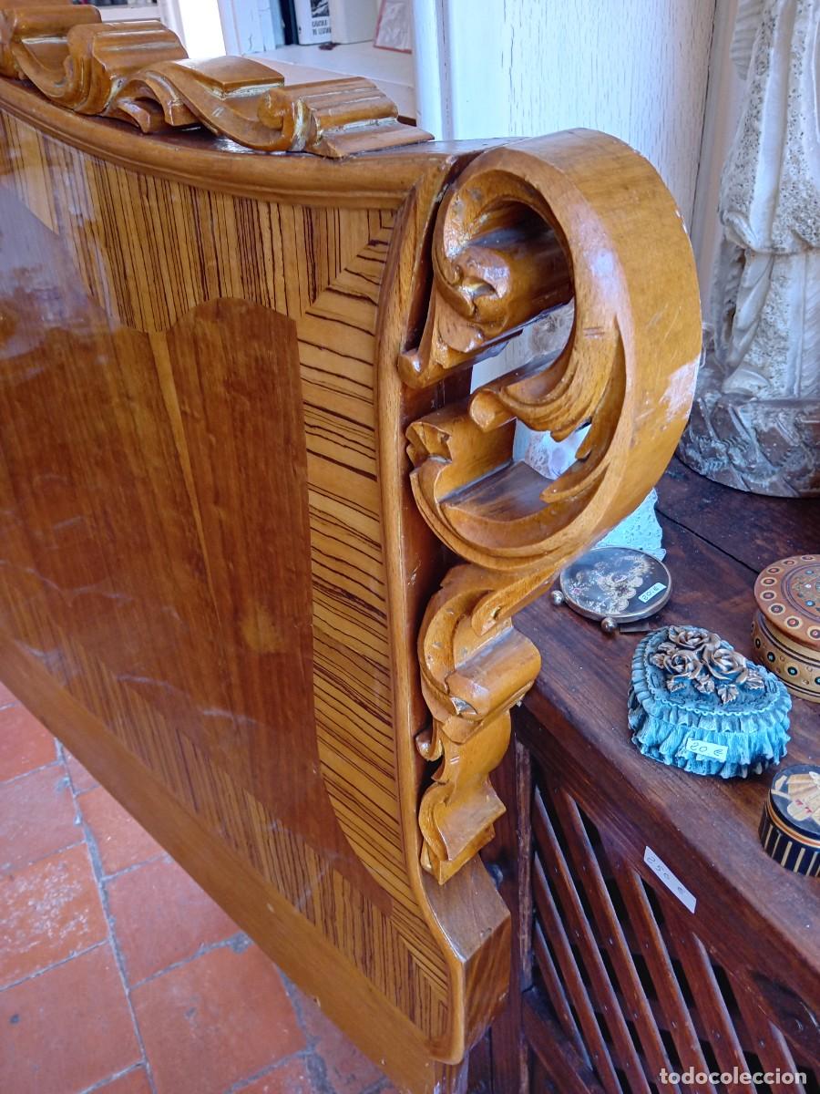 Antig&uuml;edades: Cabecero de cama de madera d&eacute;cada de los 50, largo 165 cm . - Foto 4