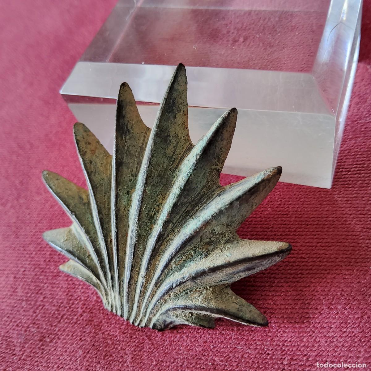 Antig&uuml;edades: ANTIGUO APLIQUE CON FORMA VEGETAL DE BRONCE - Foto 2