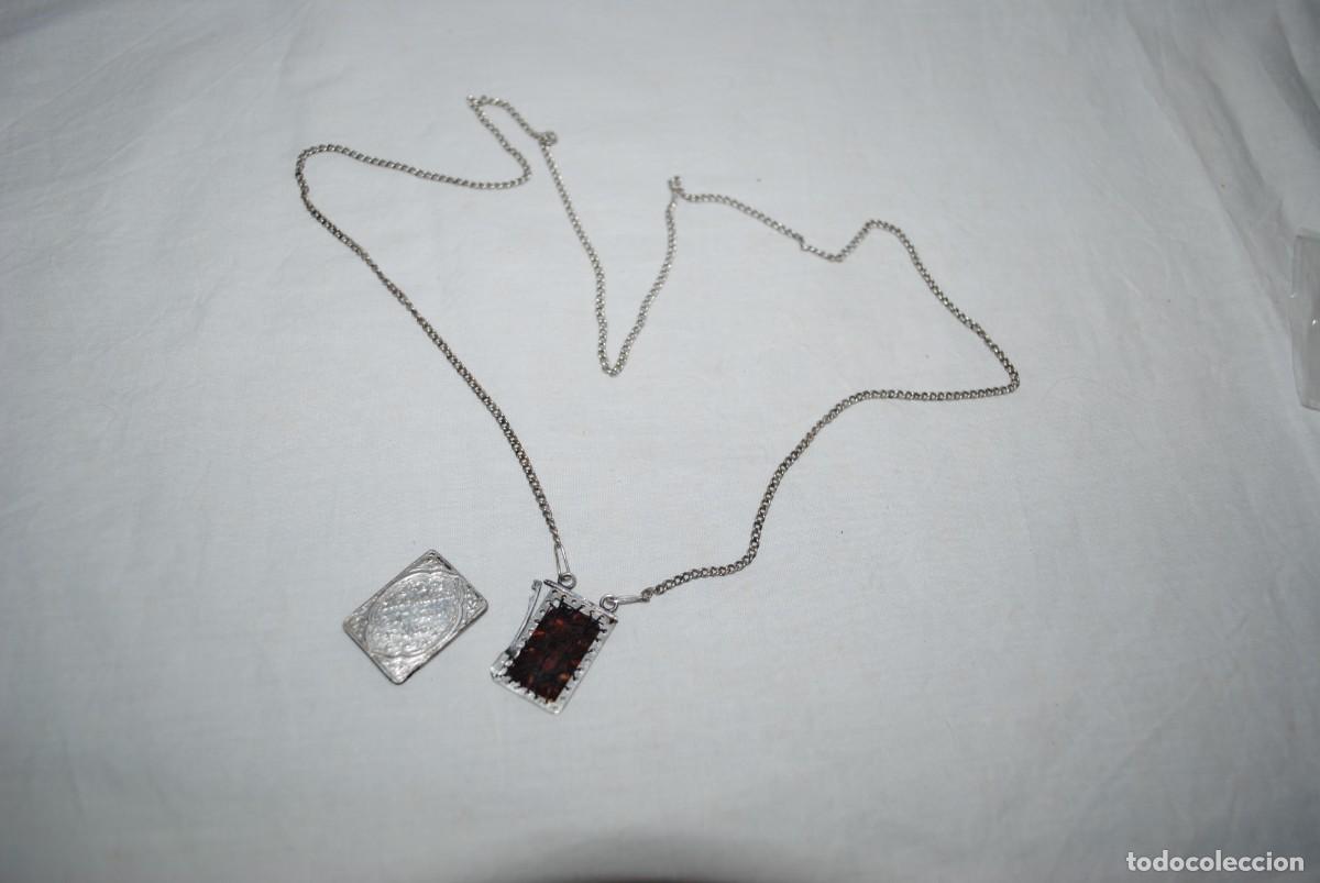 Antig&uuml;edades: CADENA Y RELICARIO DE PLATA . - Foto 1