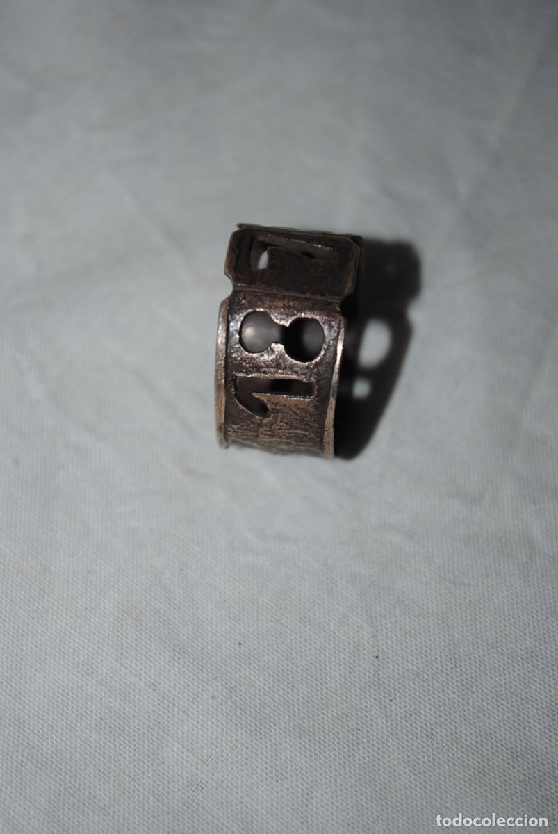 Antig&uuml;edades: ANILLO DE PLATA DE PLATA , CON UNA FECHA - Foto 6