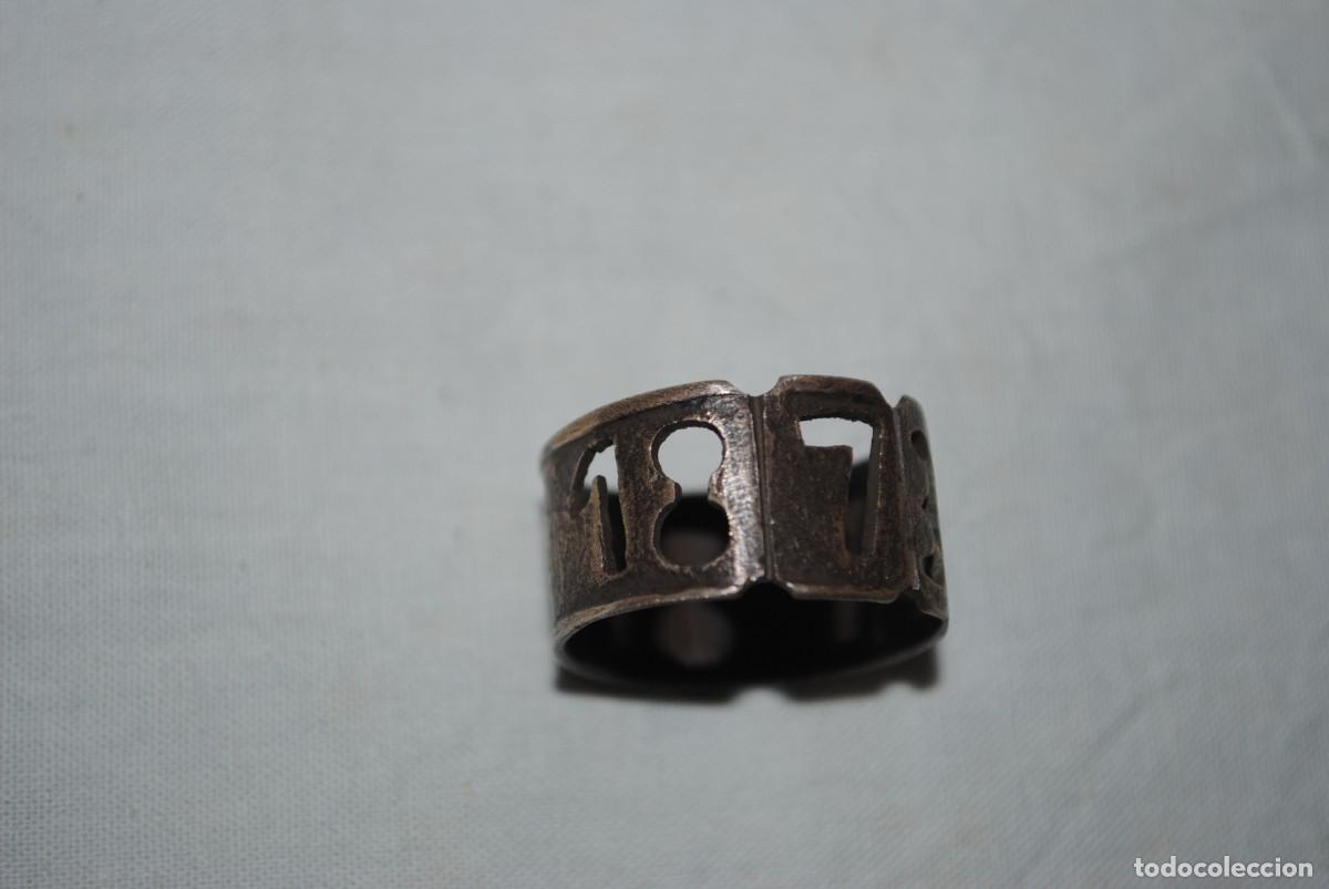 Antig&uuml;edades: ANILLO DE PLATA DE PLATA , CON UNA FECHA - Foto 7