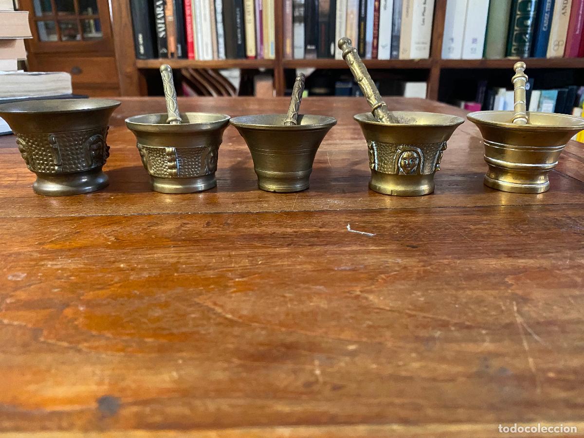 Antig&uuml;edades: 5 almirez, morteros 5 - Foto 1