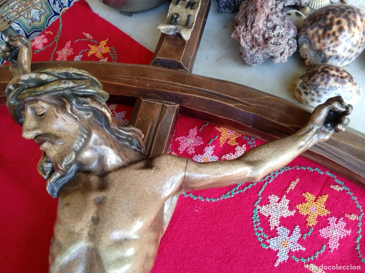 Antig&uuml;edades: Antiguo Crucifijo de madera - Foto 5