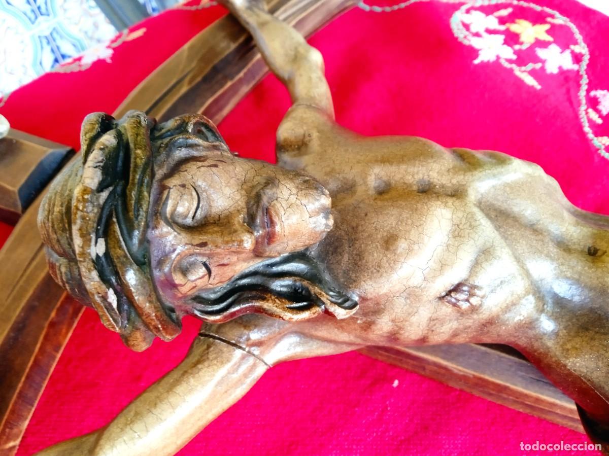 Antig&uuml;edades: Antiguo Crucifijo de madera - Foto 8