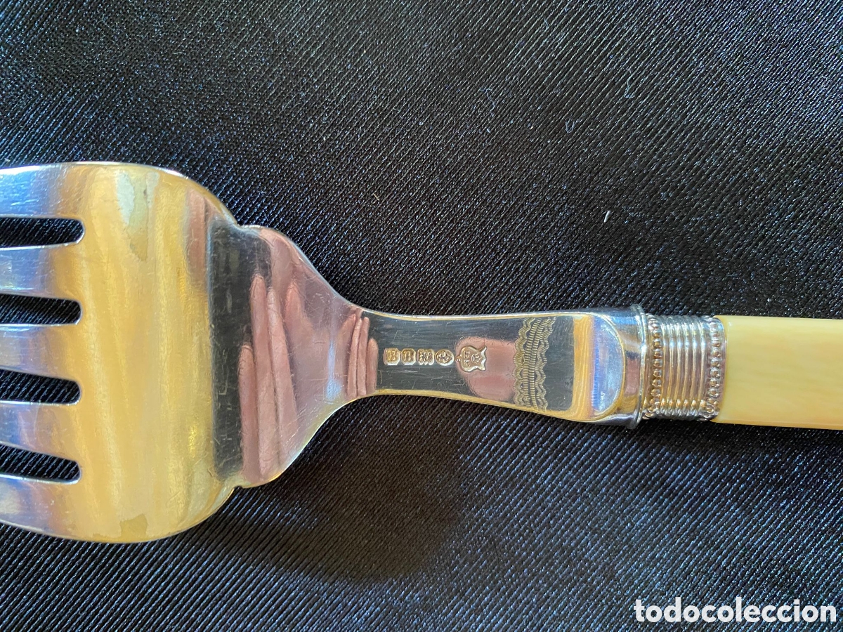 Antig&uuml;edades: Cubiertos de Servir Pescado - Foto 3
