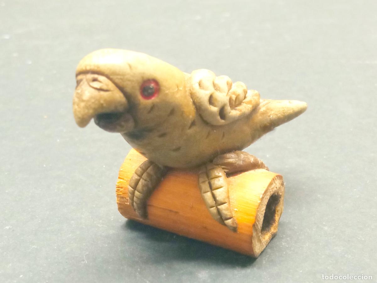 Antig&uuml;edades: Peque&ntilde;o loro de colecci&oacute;n 5 cm - Foto 1