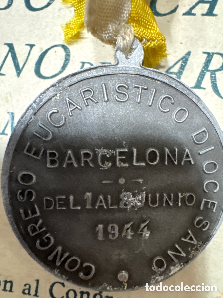 Antig&uuml;edades: Medalla a&ntilde;o 1944 barcelona - Foto 2
