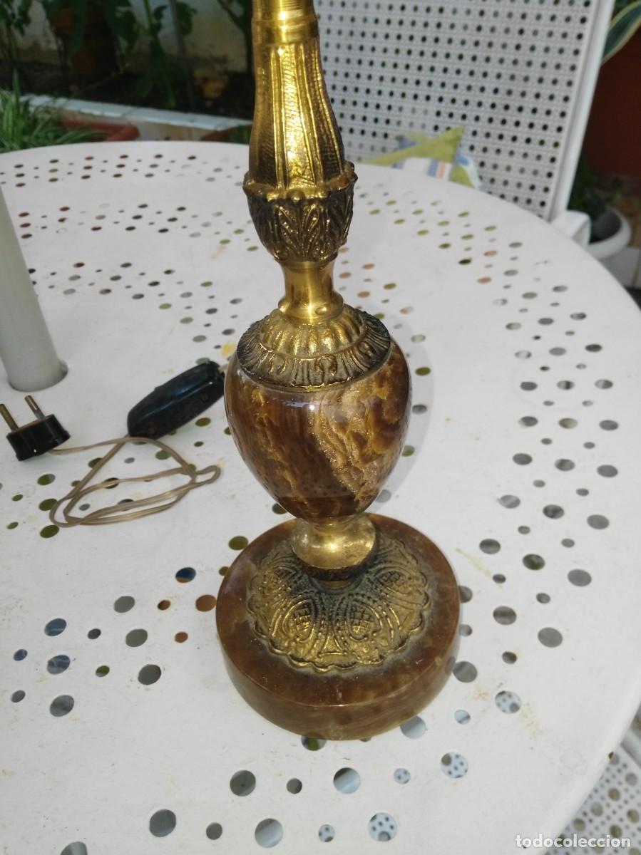 Antig&uuml;edades: DOS LAMPARAS DE MESA DE NOCHE - Foto 1