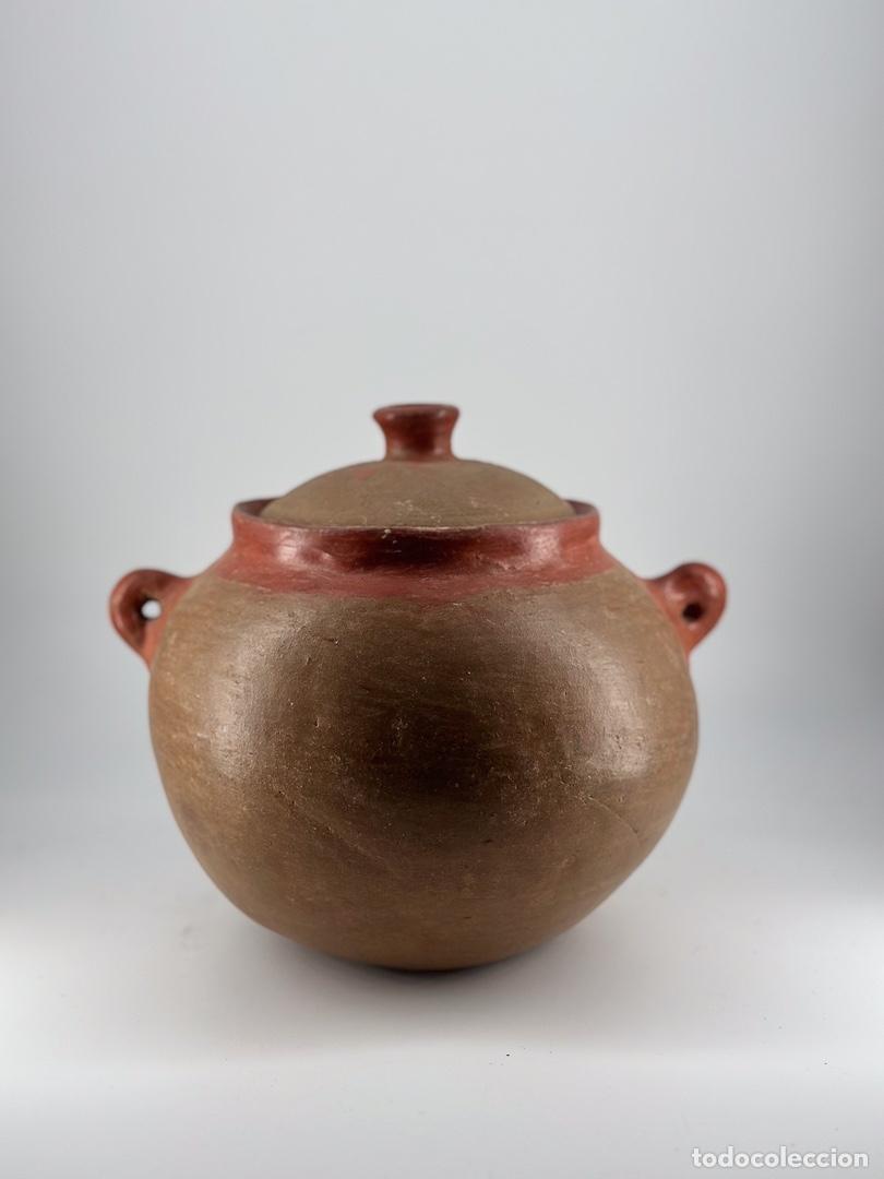 Antig&uuml;edades: OLLA DE BARRO CON SU TAPA ORIGINAL - Foto 1