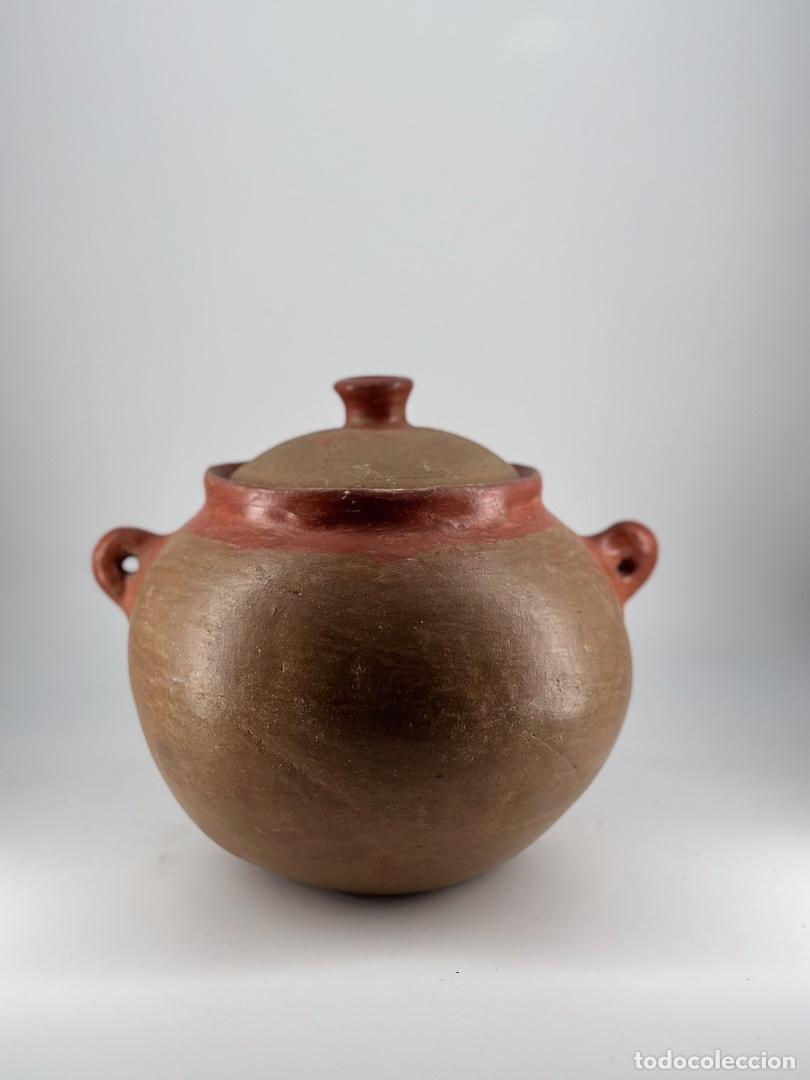 Antig&uuml;edades: OLLA DE BARRO CON SU TAPA ORIGINAL - Foto 2
