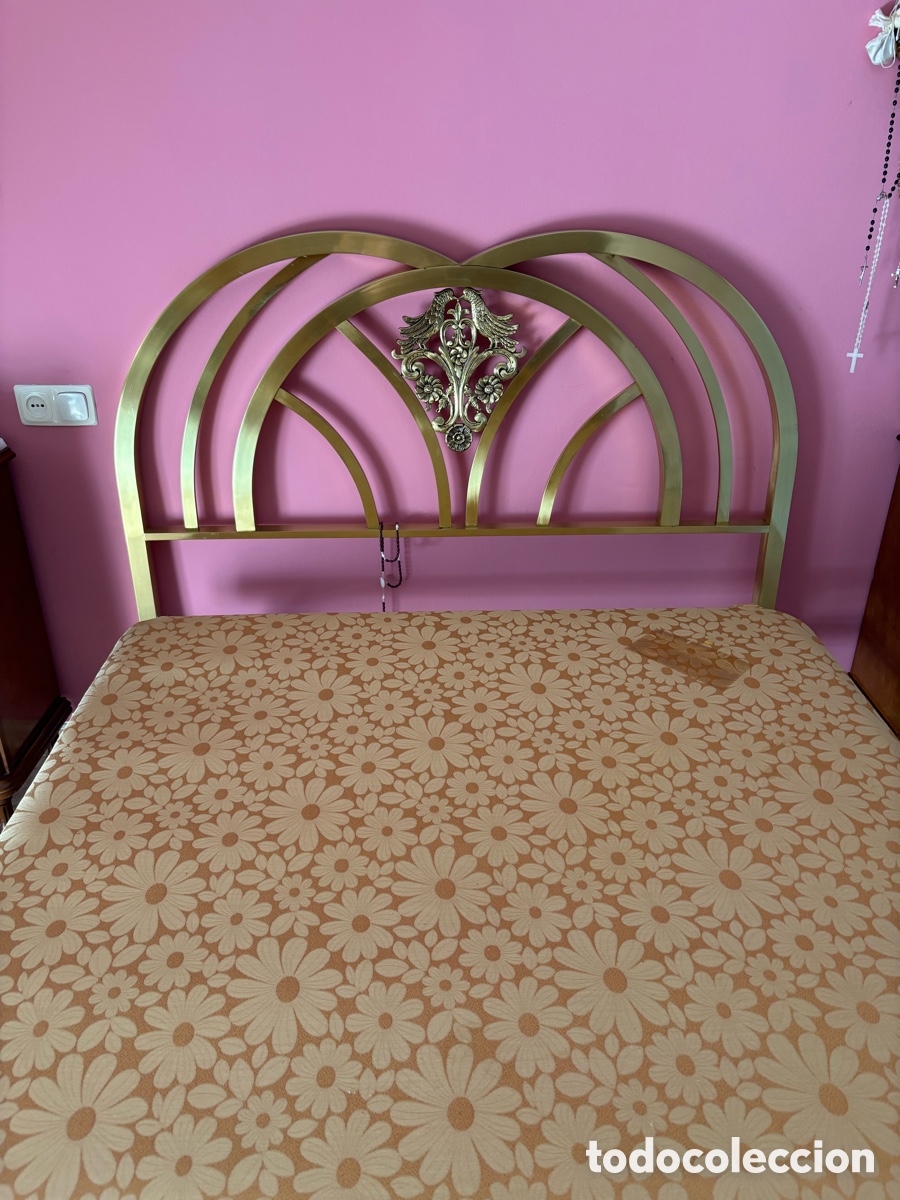 Antig&uuml;edades: Cama antigua de lat&oacute;n - Foto 2
