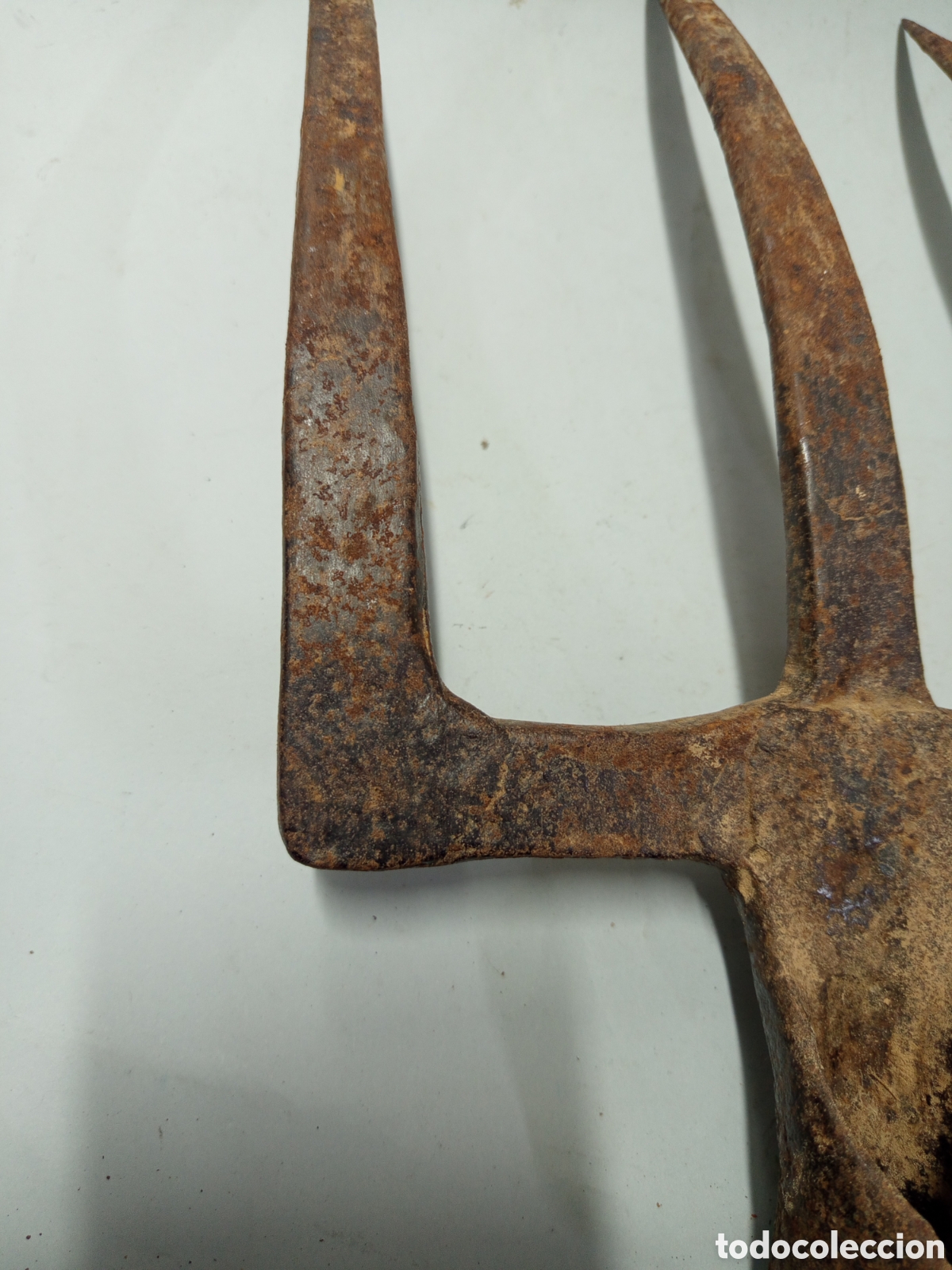 Antig&uuml;edades: Horca antigua 3 puntas - Foto 3