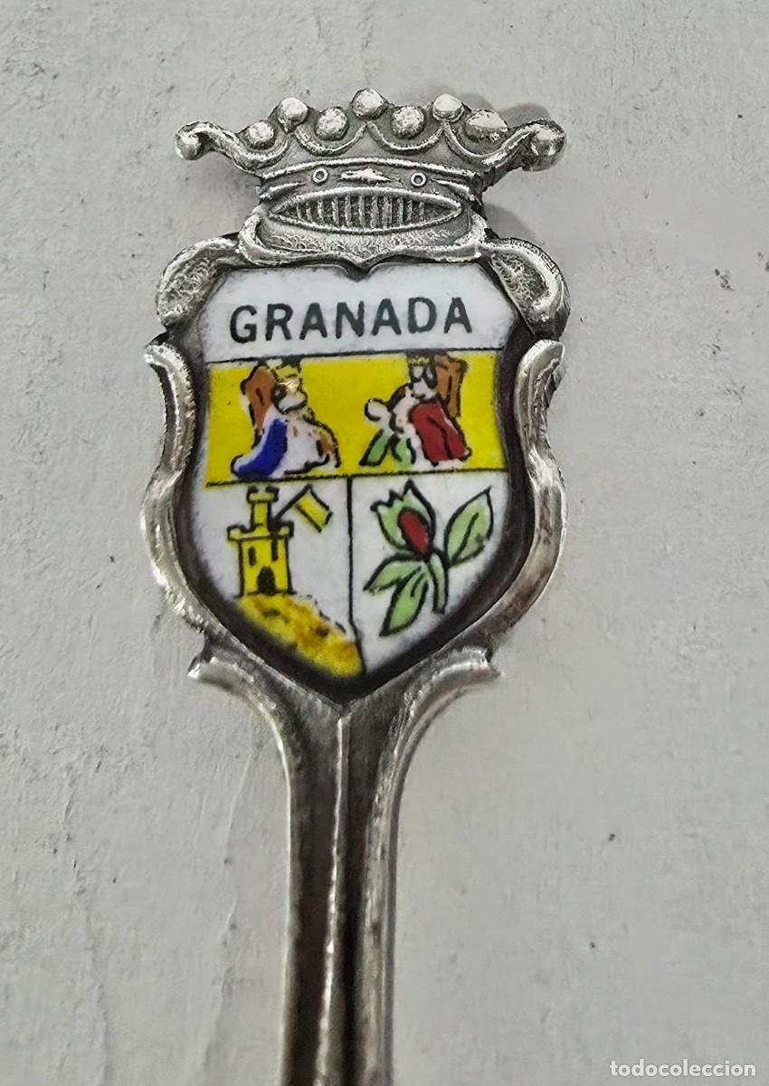 Antig&uuml;edades: Cucharilla de plata y esmalte de Granada - Foto 3