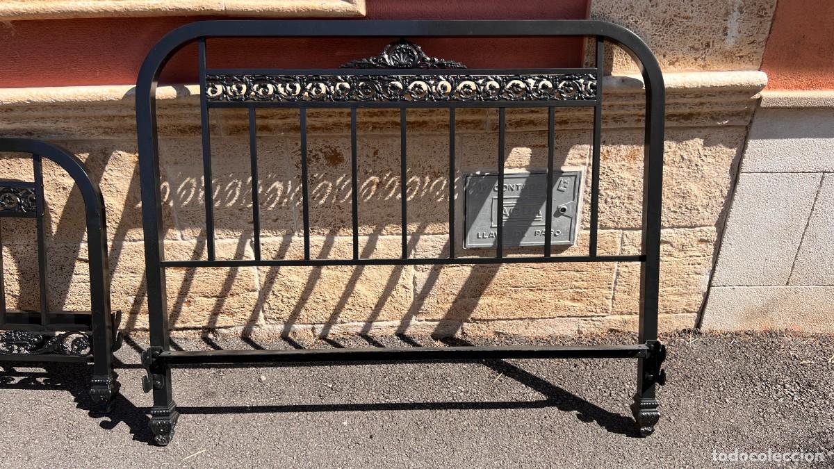 Antig&uuml;edades: Cabecero de Cama restaurado - Foto 1