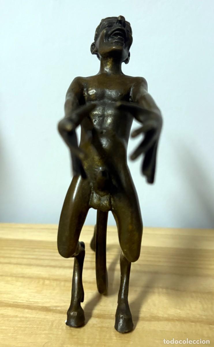 Antig&uuml;edades: Figura bronce diablo - Foto 2