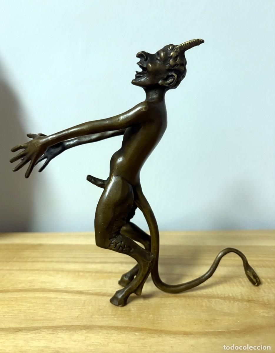 Antig&uuml;edades: Figura bronce diablo - Foto 3