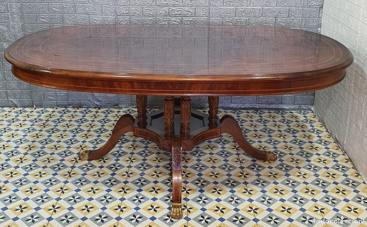 Antig&uuml;edades: Mesa de nogal estilo ingles - Foto 1