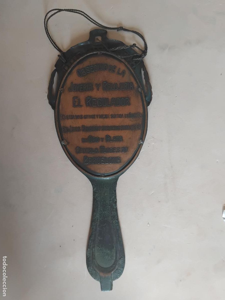 Antiquit&eacute;s: ESPEJO DE METAL PUBLICIDAD DE JOYERIA Y RELOGERIA EL REGULADOR. 24 CM.