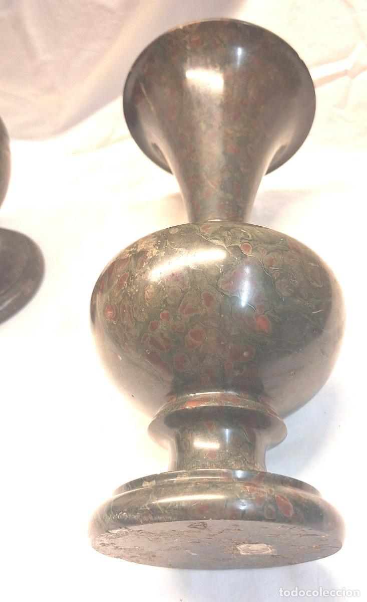 Antig&uuml;edades: Pareja Jarrones de Copa de Marm&oacute;l. Med. 31 cm - Foto 5