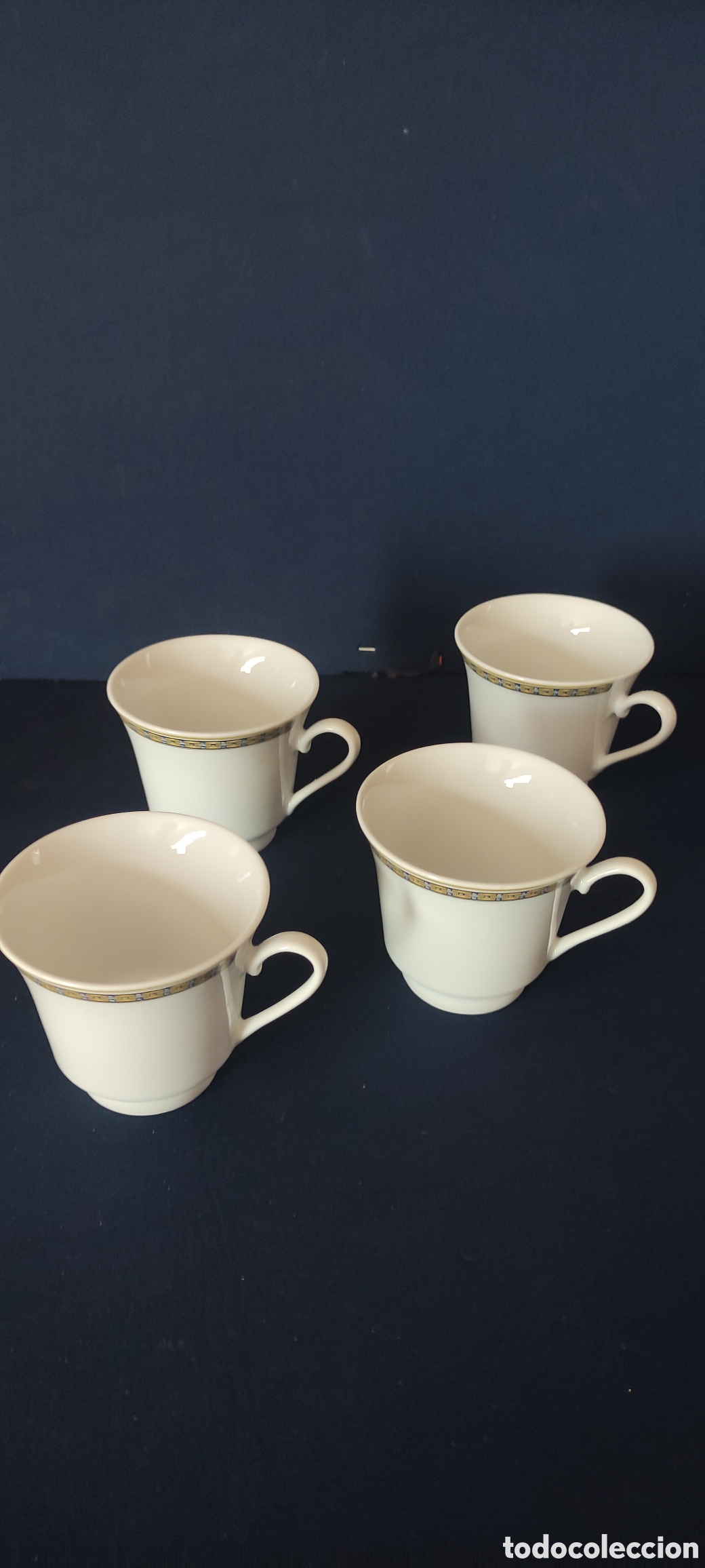 Antig&uuml;edades: Juego de caf&eacute; pircelana - Foto 2