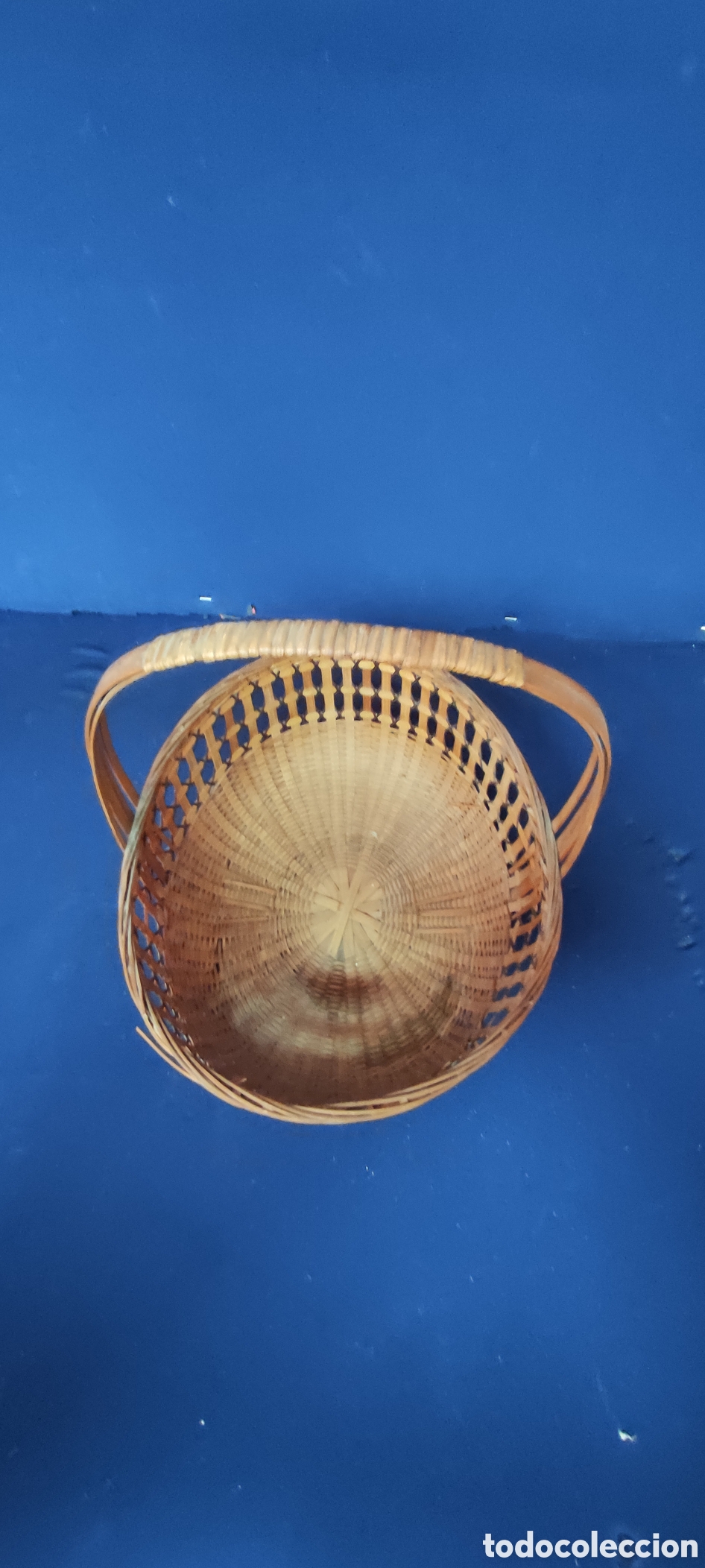 Antig&uuml;edades: Antigua cesta de mimbre - Foto 4