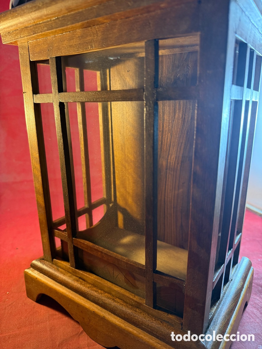 Antig&uuml;edades: ANTIGUA PEQUE&Ntilde;A VITRINA DE MADERA - Foto 7