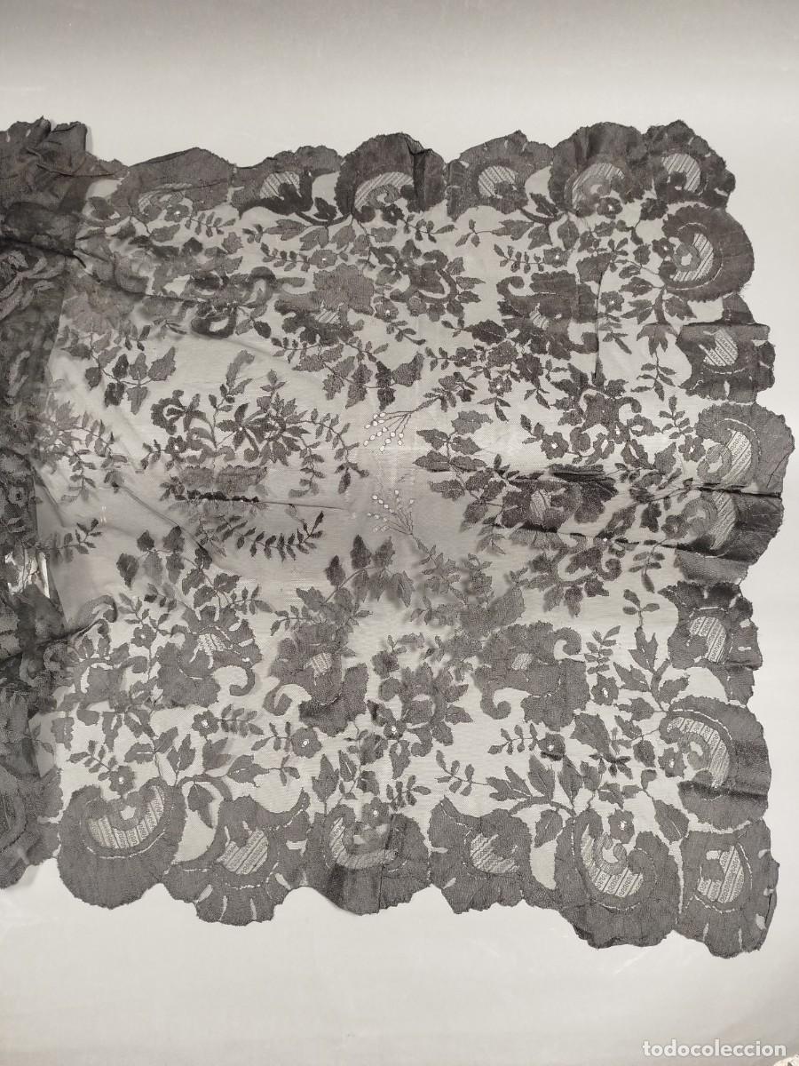 Antig&uuml;edades: MANTILLA NEGRA DE BLONDA - Foto 4