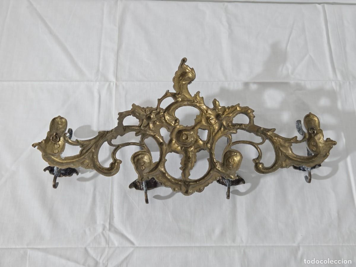 Antig&uuml;edades: Perchero de Bronce patinado - Foto 6