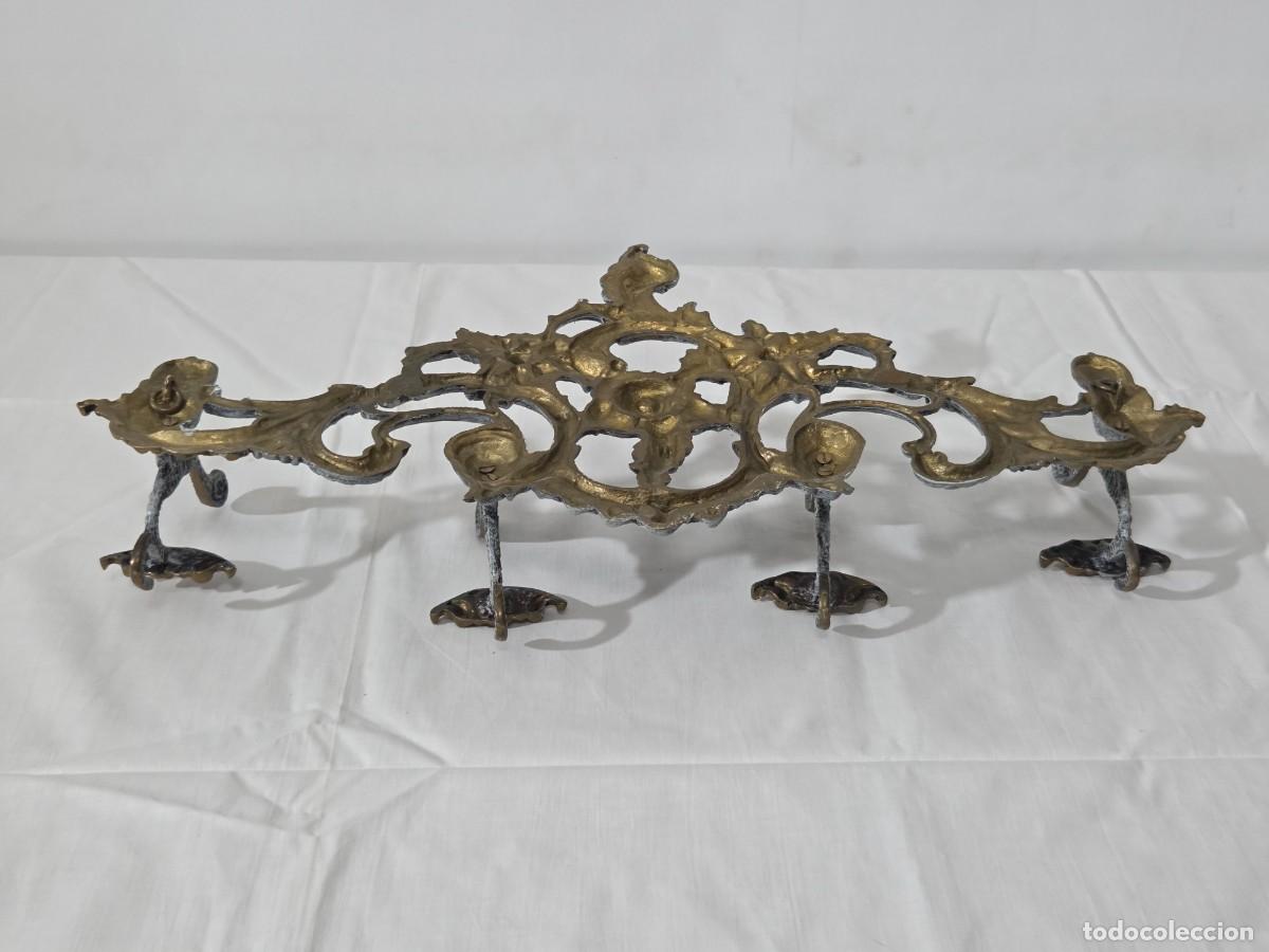 Antig&uuml;edades: Perchero de Bronce patinado - Foto 7