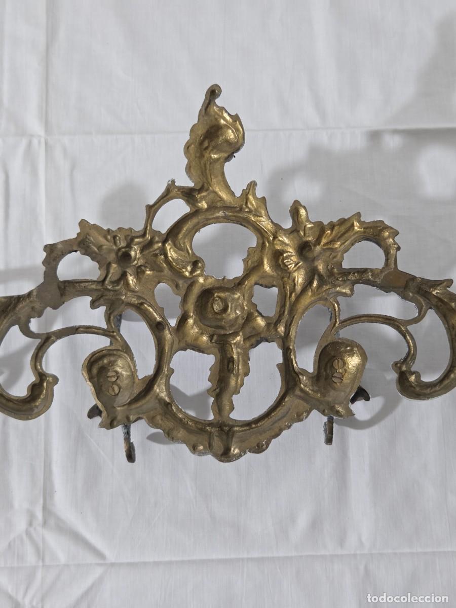 Antig&uuml;edades: Perchero de Bronce patinado - Foto 9