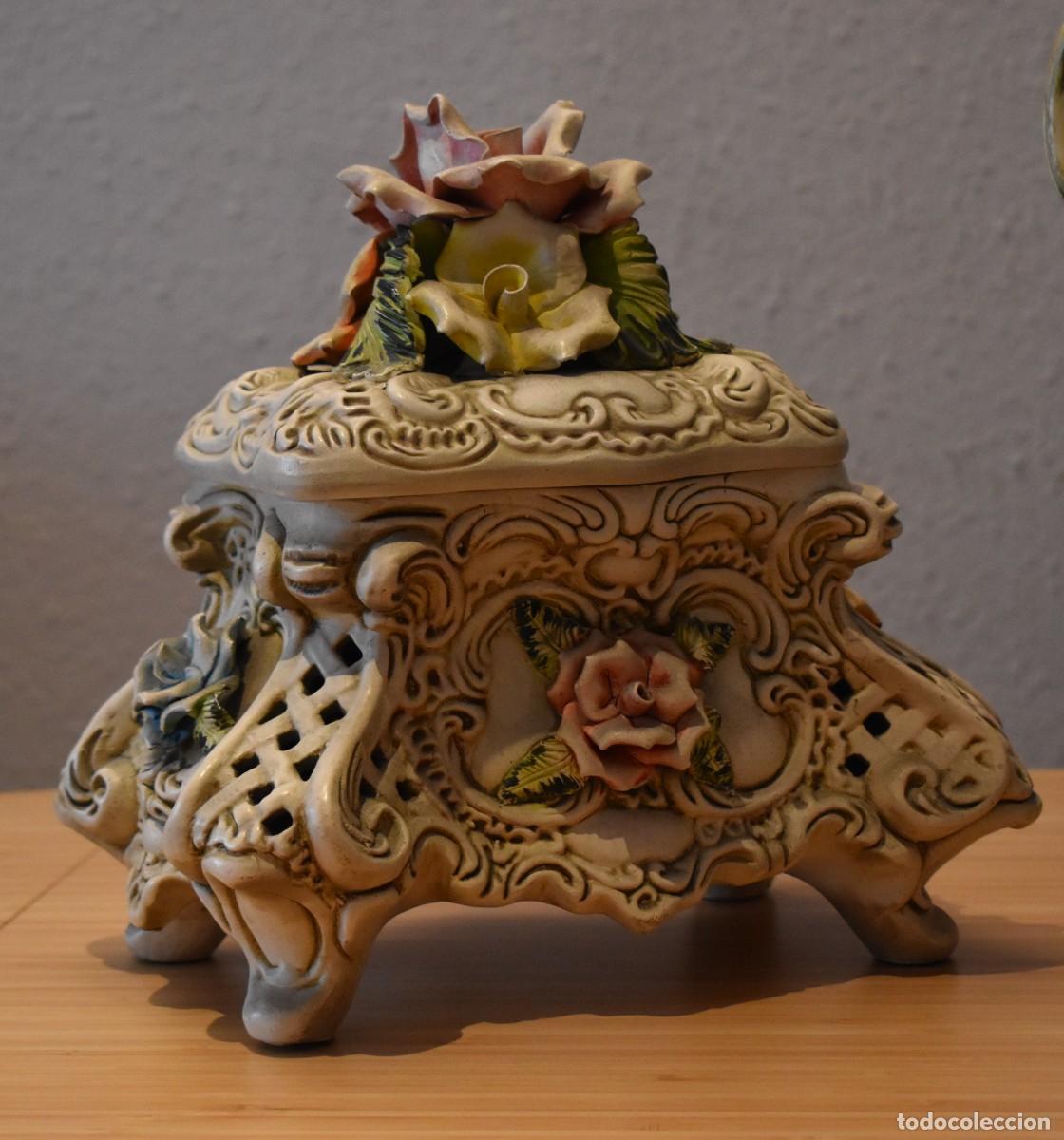 Antig&uuml;edades: Recipiente porcelana estilo Capodimonte - Foto 1