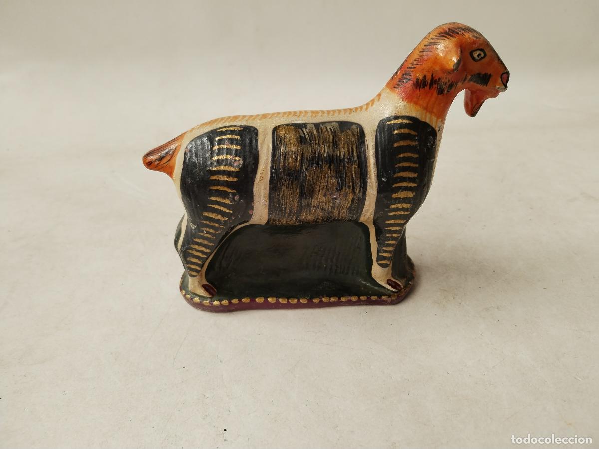 cabra, macho cabr&iacute;o en ceramica con marca