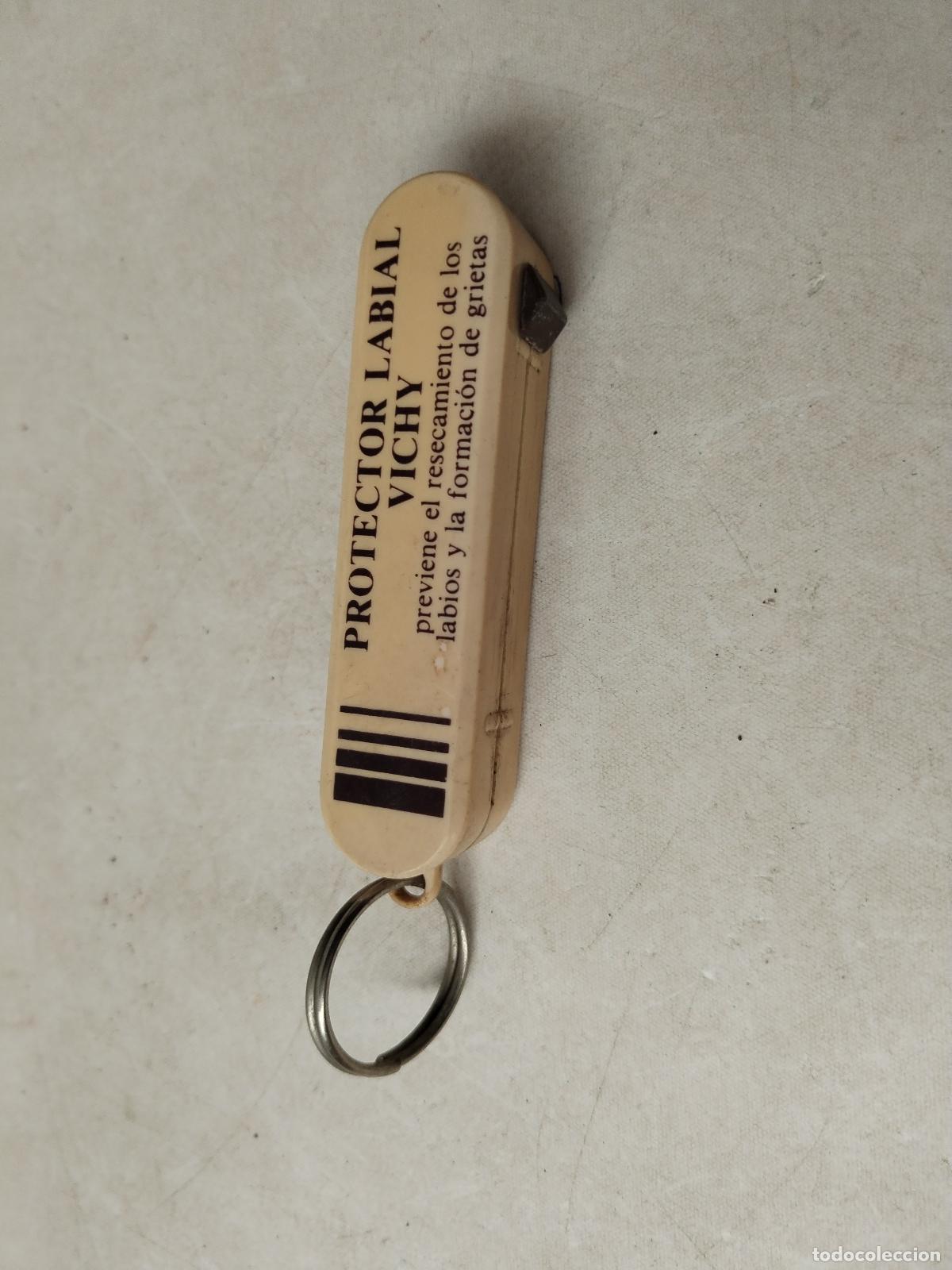 Antig&uuml;edades: llavero protector labial vichy - 154 - Foto 2