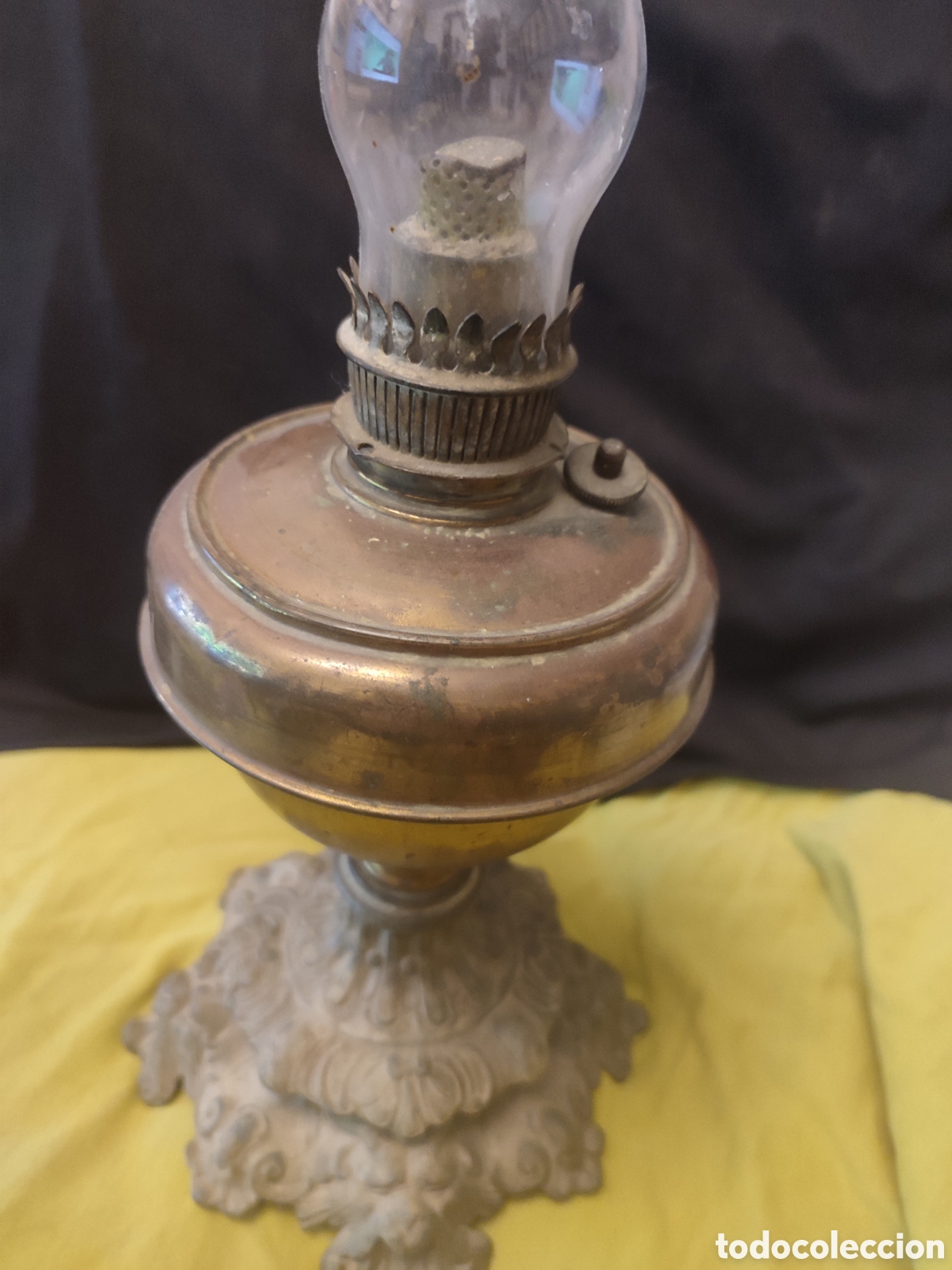 Antig&uuml;edades: Quinque antiguo de bronce , lat&oacute;n y vidrio - Foto 3