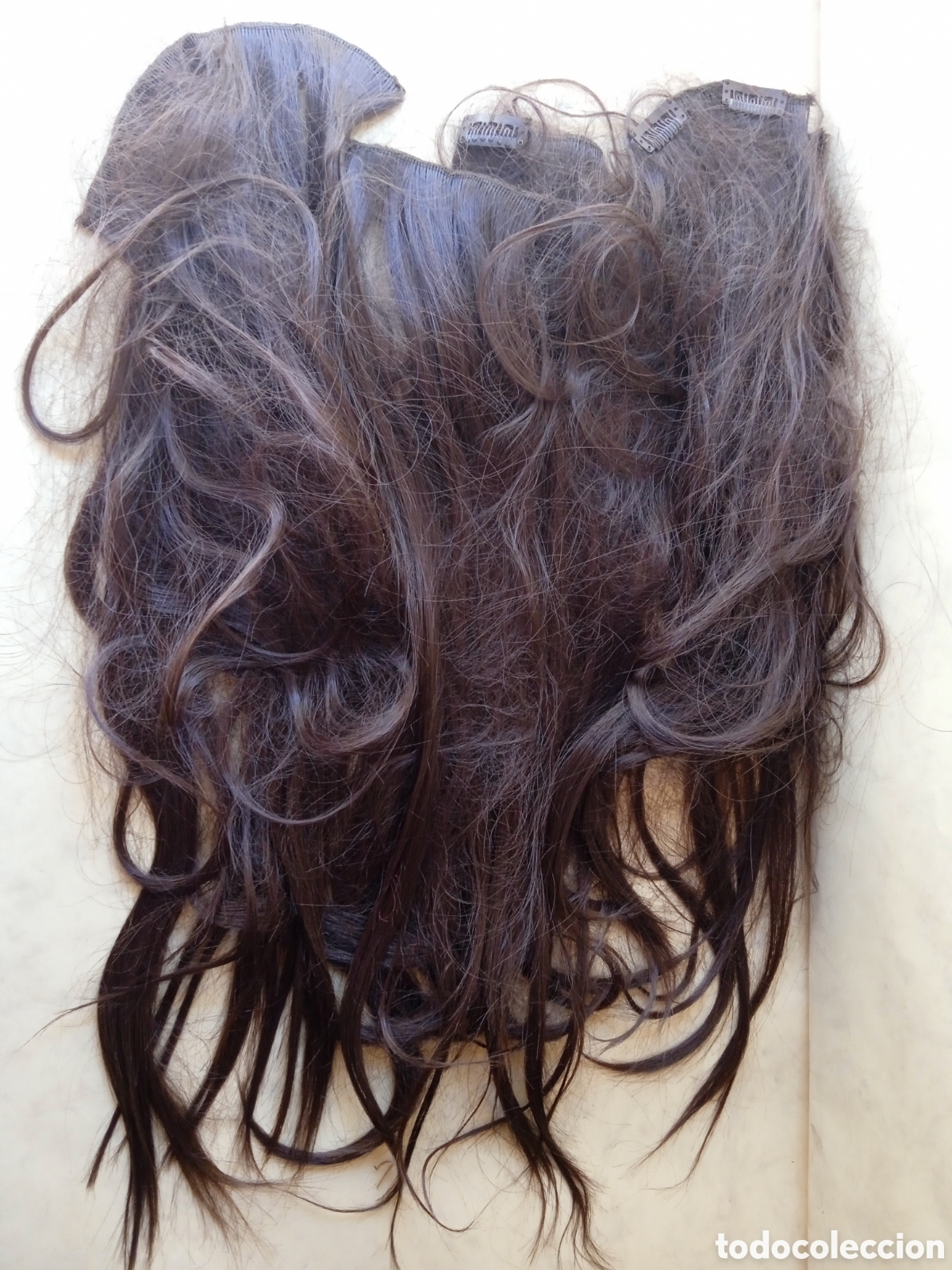 Antig&uuml;edades: CATORCE TRAMOS DE EXTENSIONES COLOR CAOBA - Foto 1