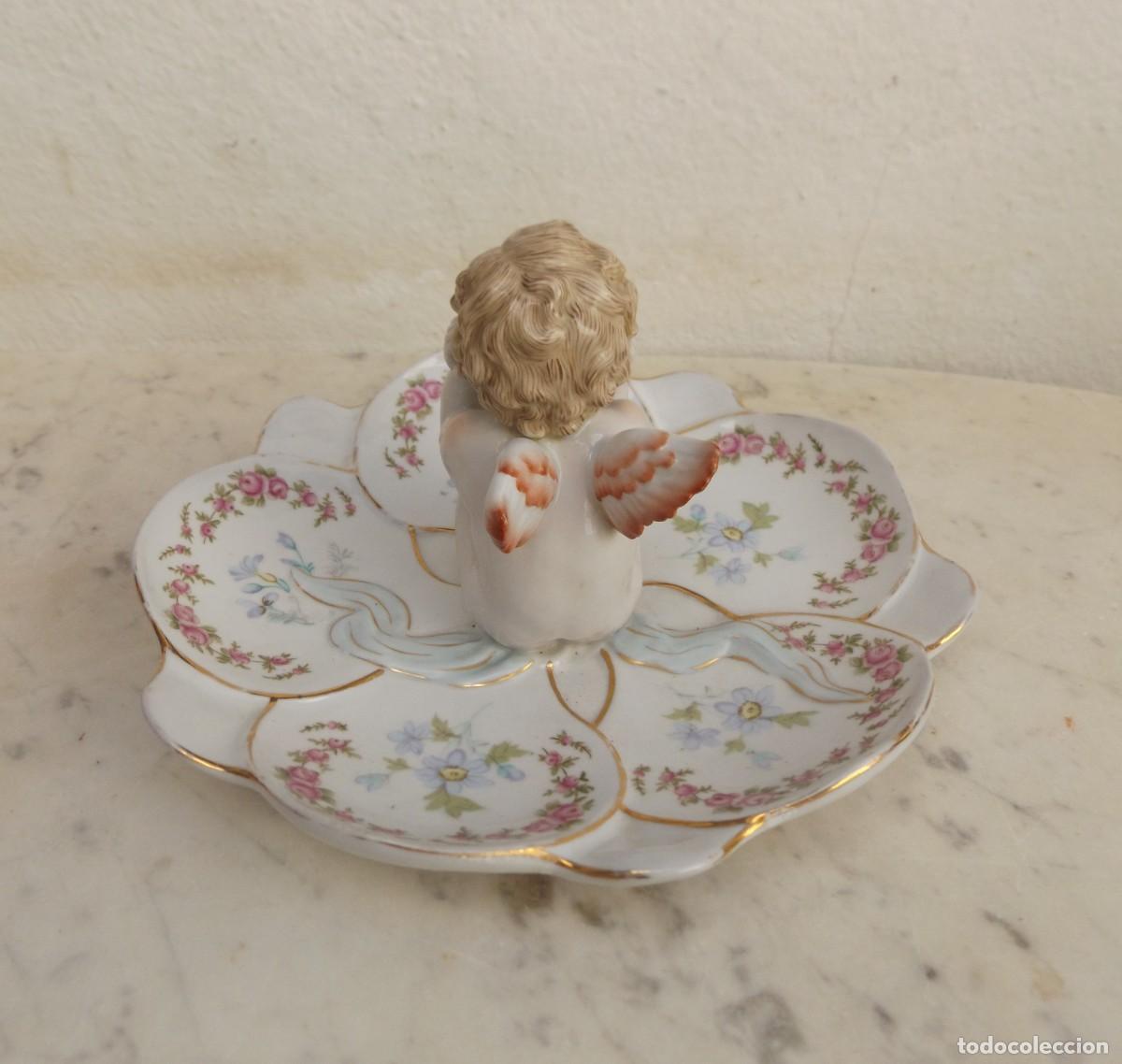 Antig&uuml;edades: plato decorado a mano con angelito - Foto 2