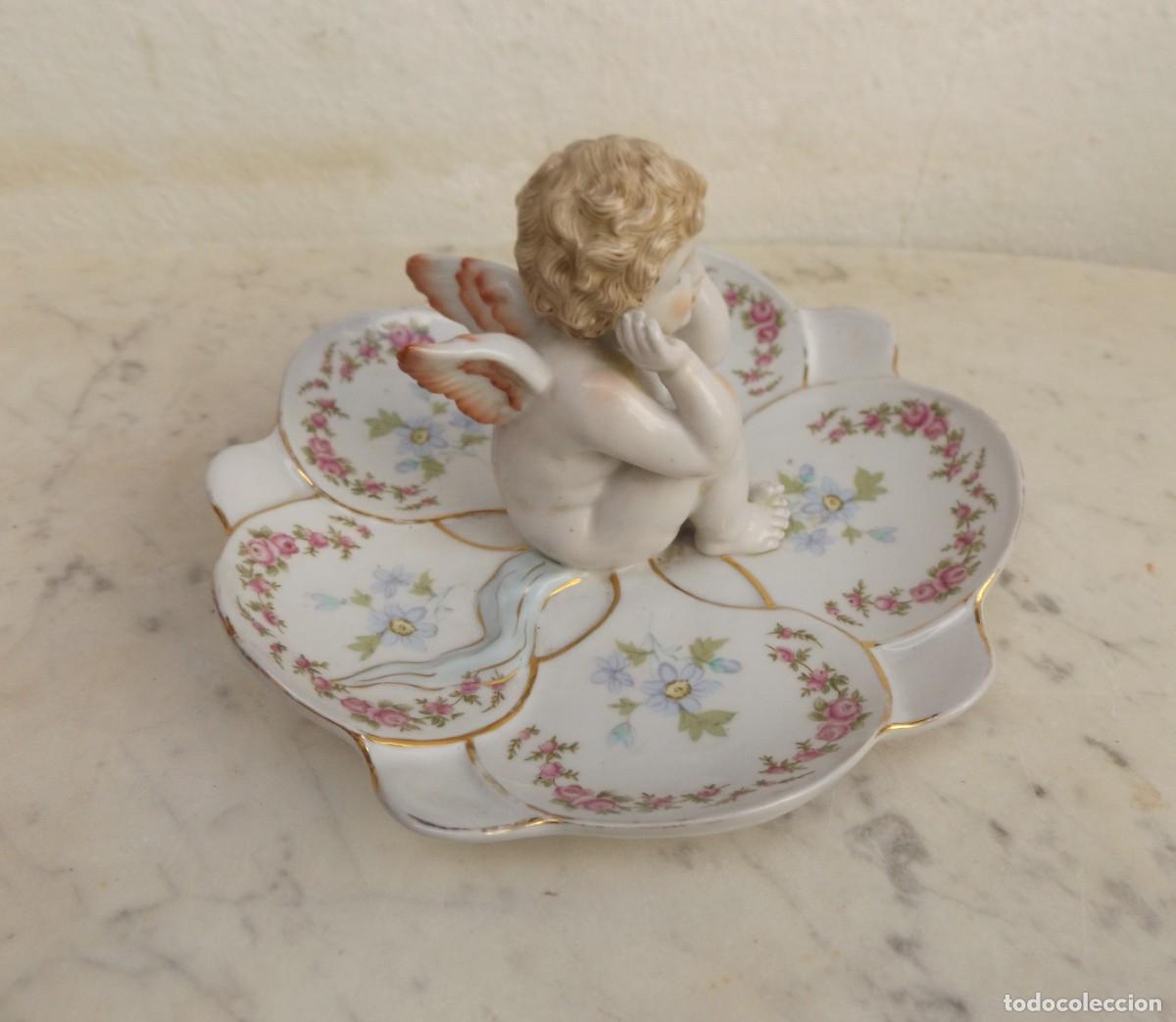 Antig&uuml;edades: plato decorado a mano con angelito - Foto 4