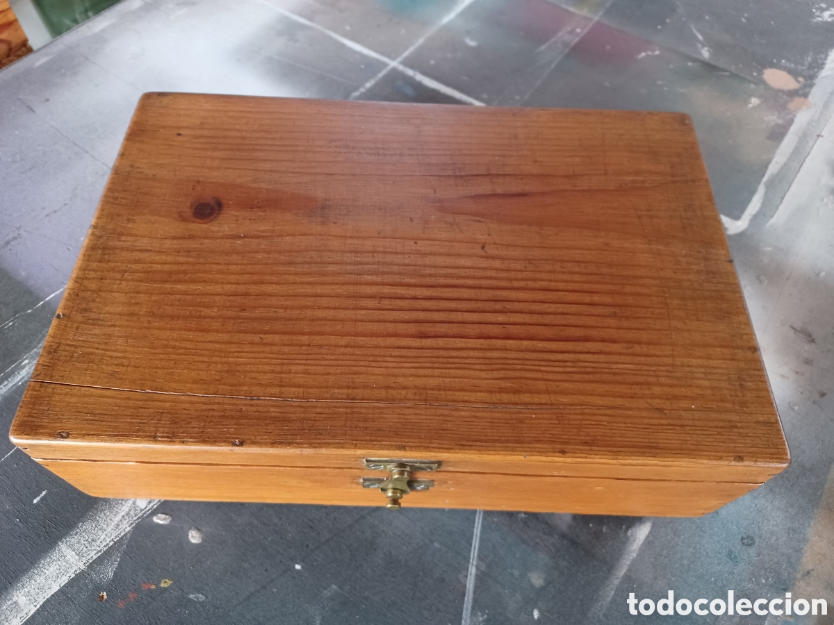 Antig&uuml;edades: Caja de madera restaurada. - Foto 3