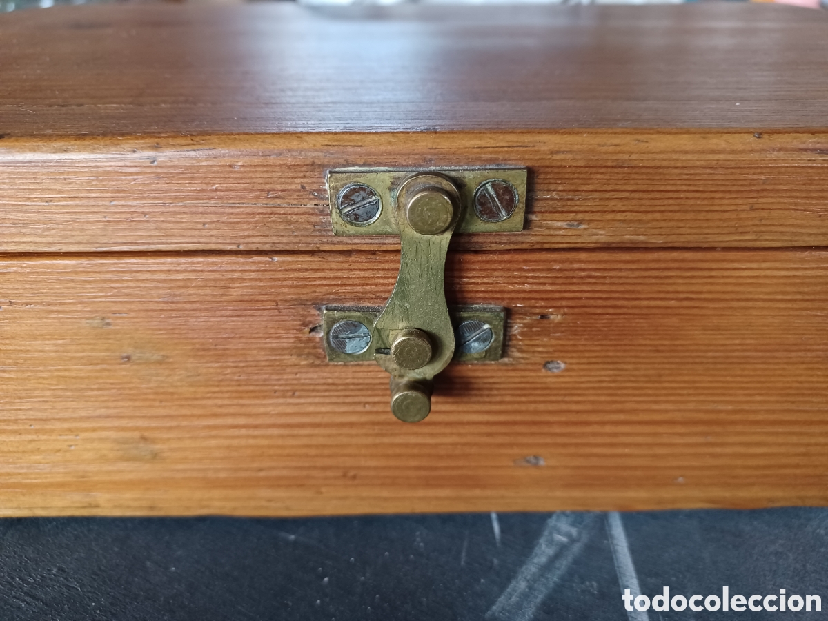 Antig&uuml;edades: Caja de madera restaurada. - Foto 6
