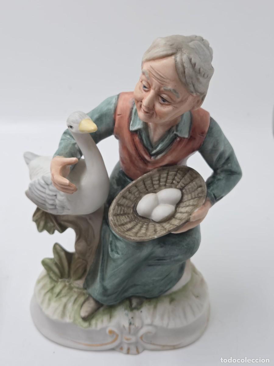 Antig&uuml;edades: Par de figuras de porcelana - Foto 2