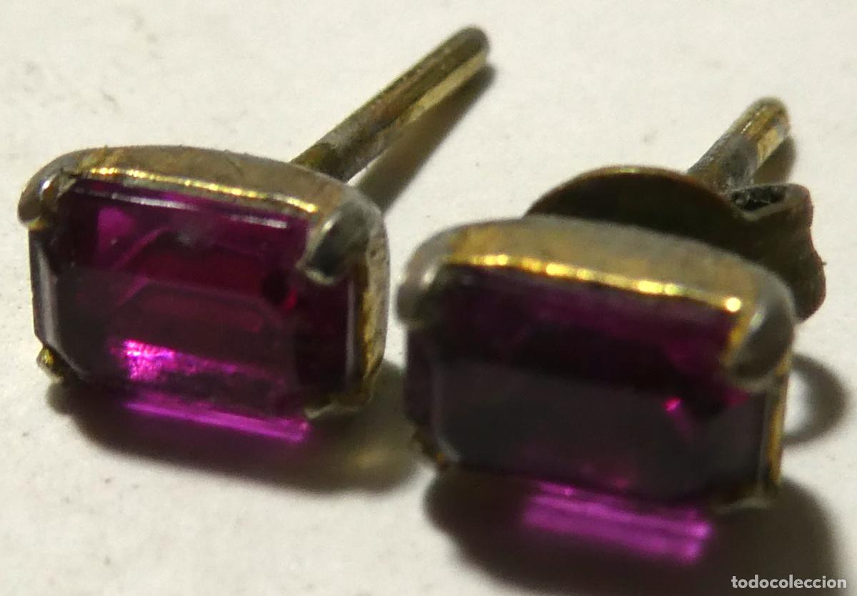 Antig&uuml;edades: Vieja pareja de pendientes - Foto 2