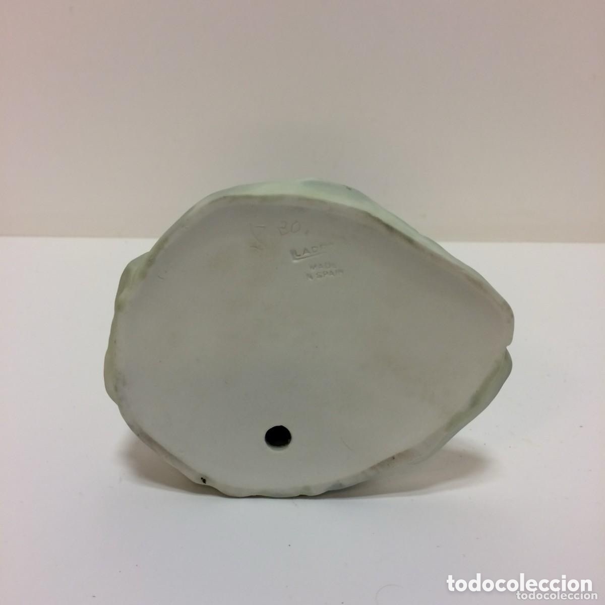 Antig&uuml;edades: Figura de Lladr&oacute; &ldquo;Colegial con corderos&rdquo; - Foto 6