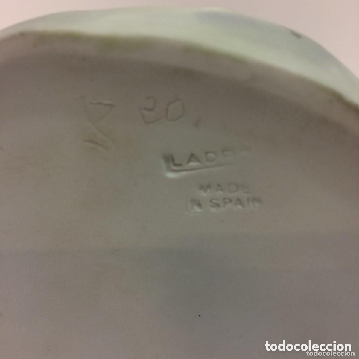 Antig&uuml;edades: Figura de Lladr&oacute; &ldquo;Colegial con corderos&rdquo; - Foto 7