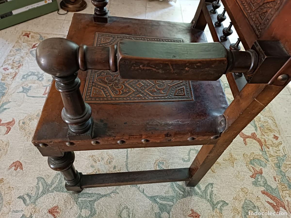 Antig&uuml;edades: Sill&oacute;n madera tallada y cuero labrado - Foto 8