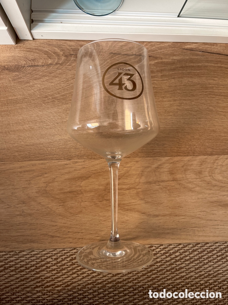 Antig&uuml;edades: Copa antigua de Licor 43 - Foto 1