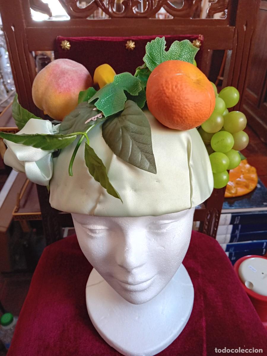 Antig&uuml;edades: Sombrero de frutas d&eacute;cada de los 50/60 - Foto 1