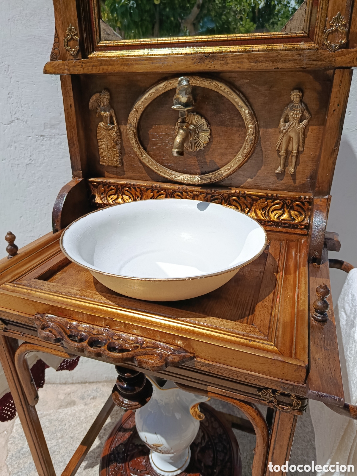 Antig&uuml;edades: Lavabo antiguo de madera, metal y bronce - Foto 3