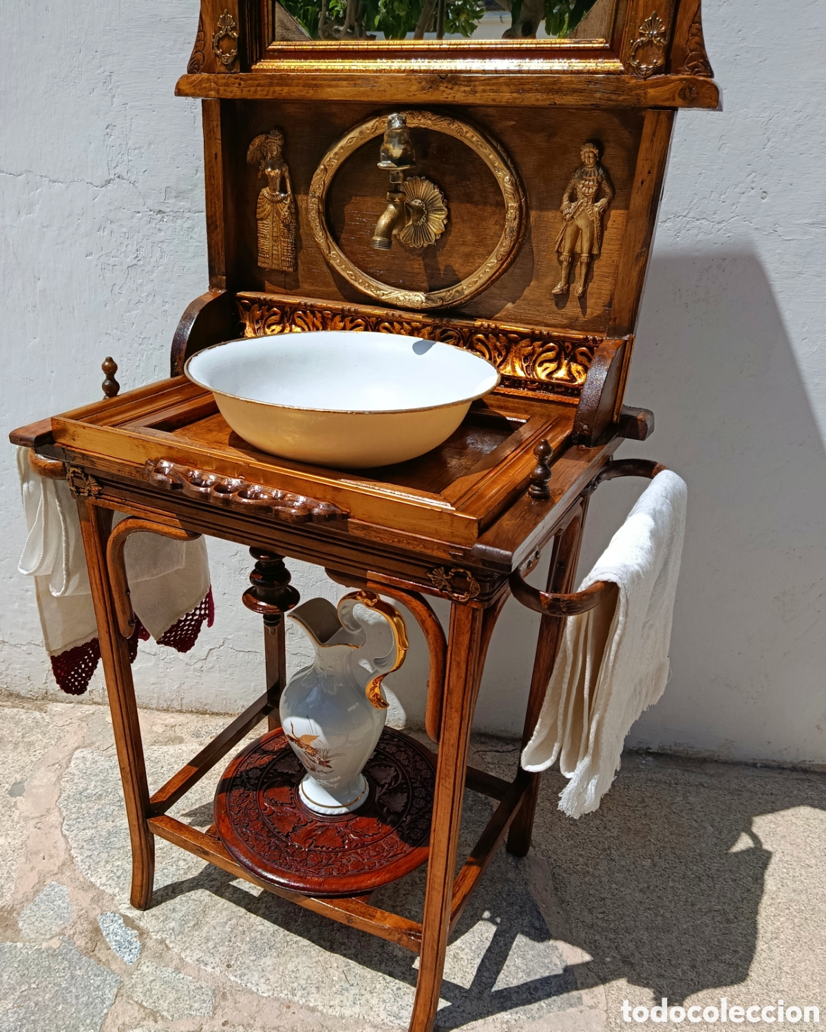 Antig&uuml;edades: Lavabo antiguo de madera, metal y bronce - Foto 4