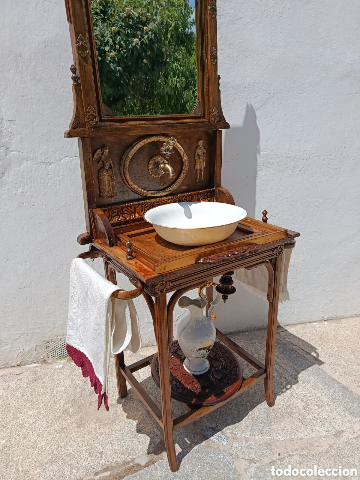 Antig&uuml;edades: Lavabo antiguo de madera, metal y bronce - Foto 5