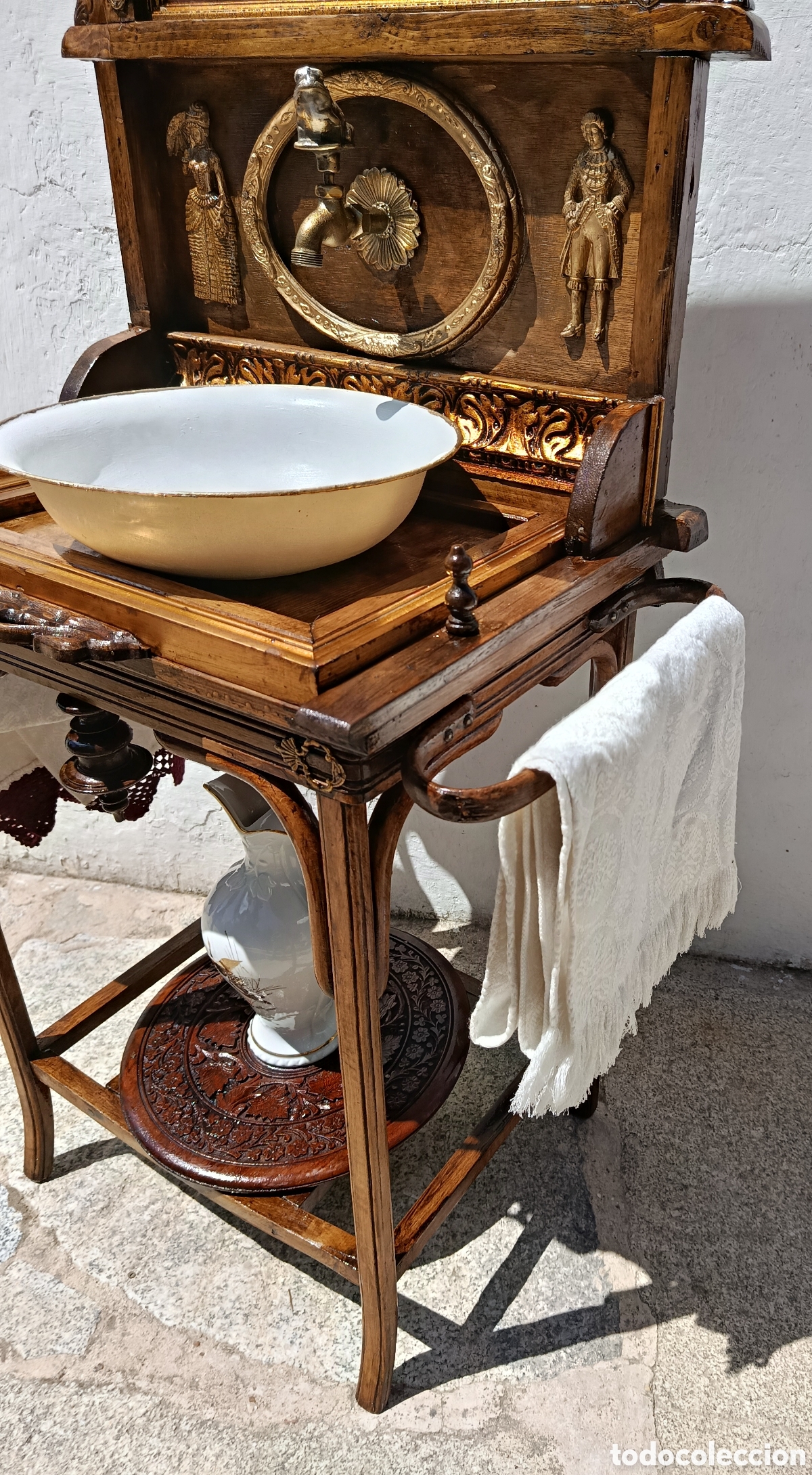 Antig&uuml;edades: Lavabo antiguo de madera, metal y bronce - Foto 11